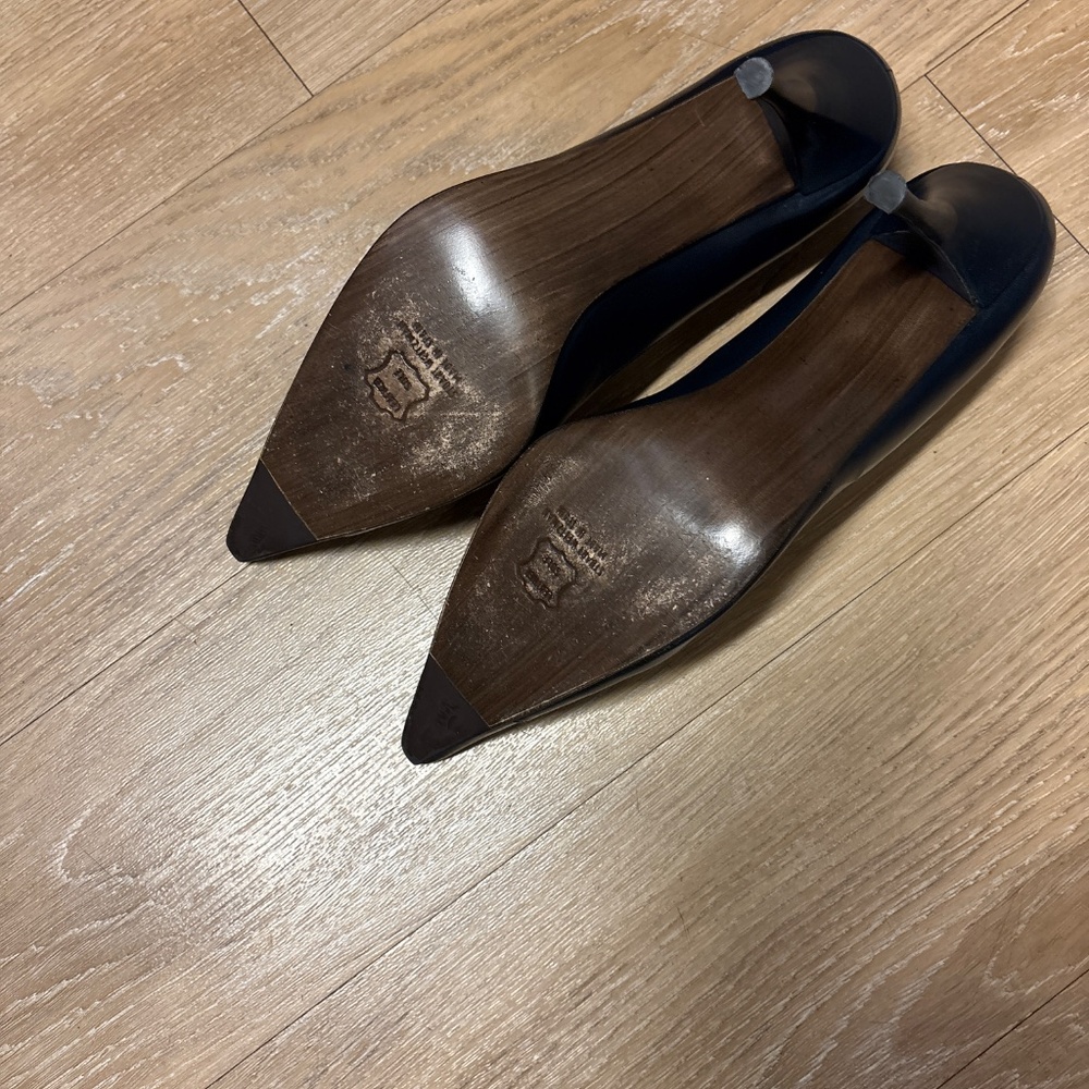 Stuart Weitzman 12W - Picture 5 of 8